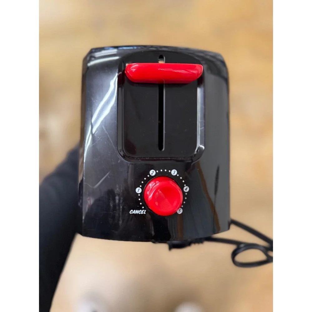 Disney Mickey Mouse 2 Slice Toaster Black Red‎ DCM-21EK New